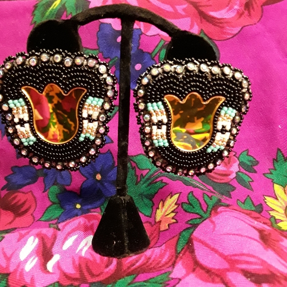 Black Tulip w/ Golden Mirror - Picture 3 of 4